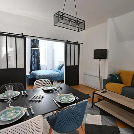 3 Appartements Premium Au Pied De La Cathedrale - Hypercentre Sens Exterior foto