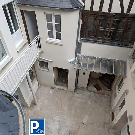 3 Appartements Premium Au Pied De La Cathedrale - Hypercentre Sens Exterior foto