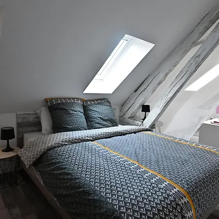 3 Appartements Premium Au Pied De La Cathedrale - Hypercentre Sens Exterior foto