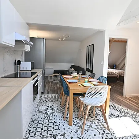 3 Appartements Premium Au Pied De La Cathedrale - Hypercentre Sens Exterior foto